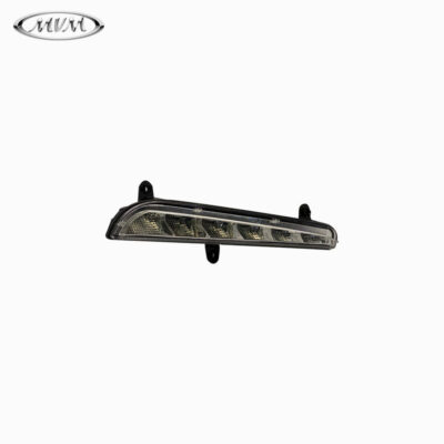 قیمت و خرید چراغ رانندگی در روز راست MVM X33S - آساک چین یدک